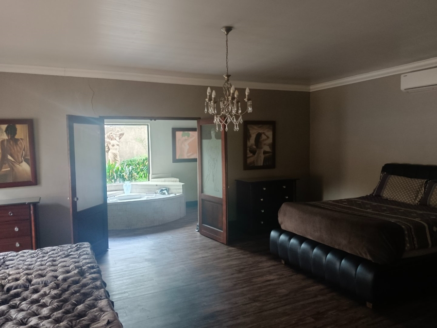 To Let 4 Bedroom Property for Rent in Riebeeckstad Free State
